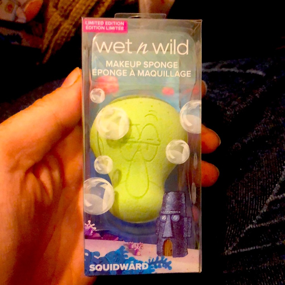 Makeup sponge squibward